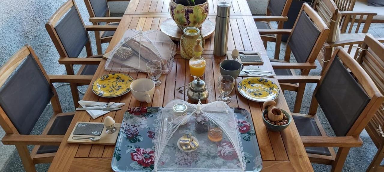 Bed and Breakfast Les Eygletieres Bourriot-Bergonce Экстерьер фото