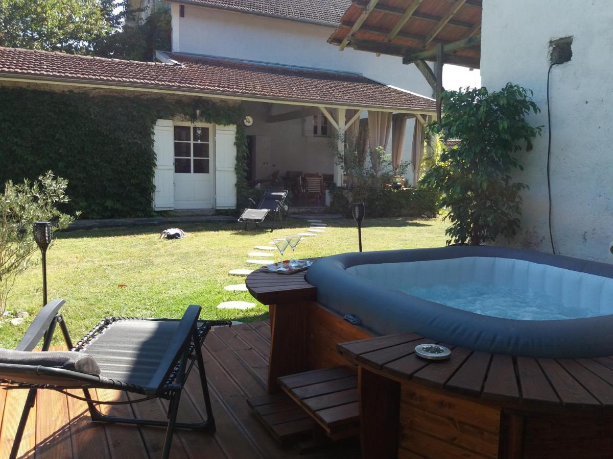 Bed and Breakfast Les Eygletieres Bourriot-Bergonce Экстерьер фото