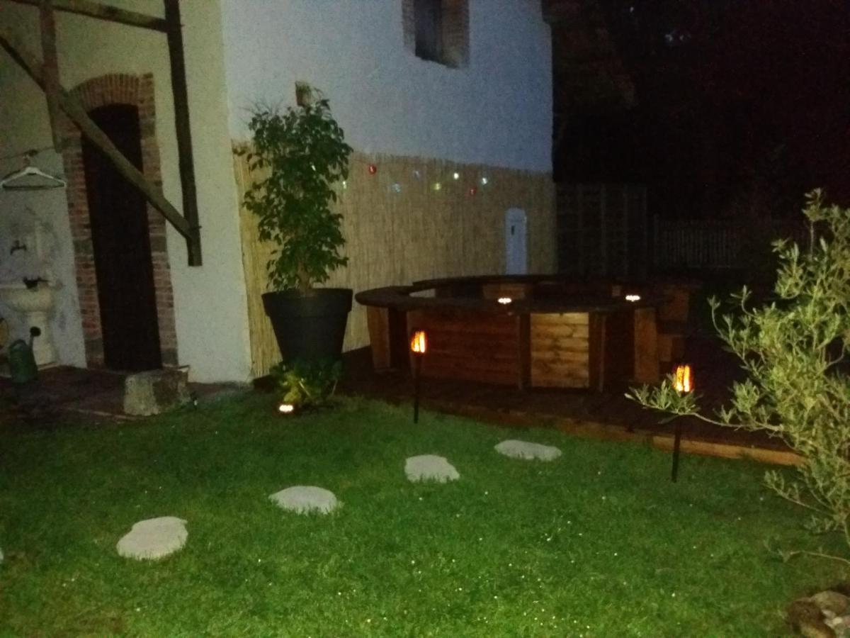 Bed and Breakfast Les Eygletieres Bourriot-Bergonce Экстерьер фото